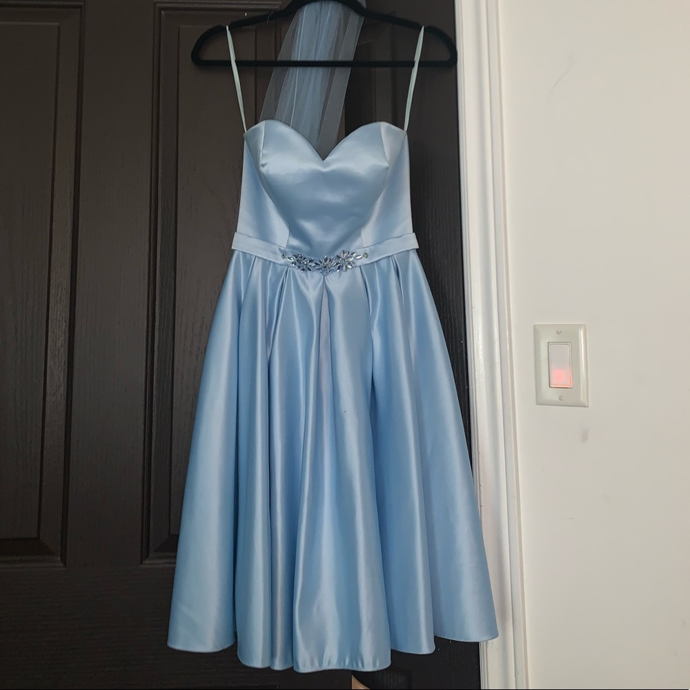 Silk blue strapless sweet heart neckline dress